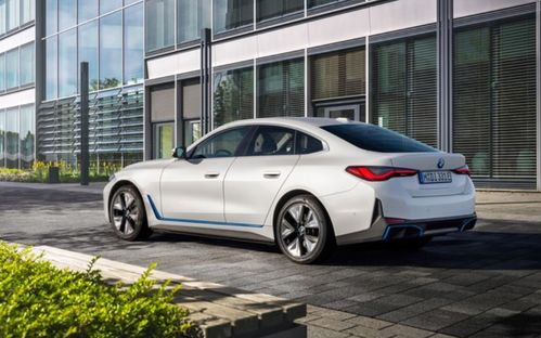 科技與動感并存 寶馬i4全球首發引領新能源潮流，起亞K9及Sportage預告再掀汽車科技浪潮